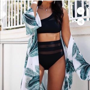 Black off the shoulder bikini!!